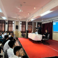 Loading...